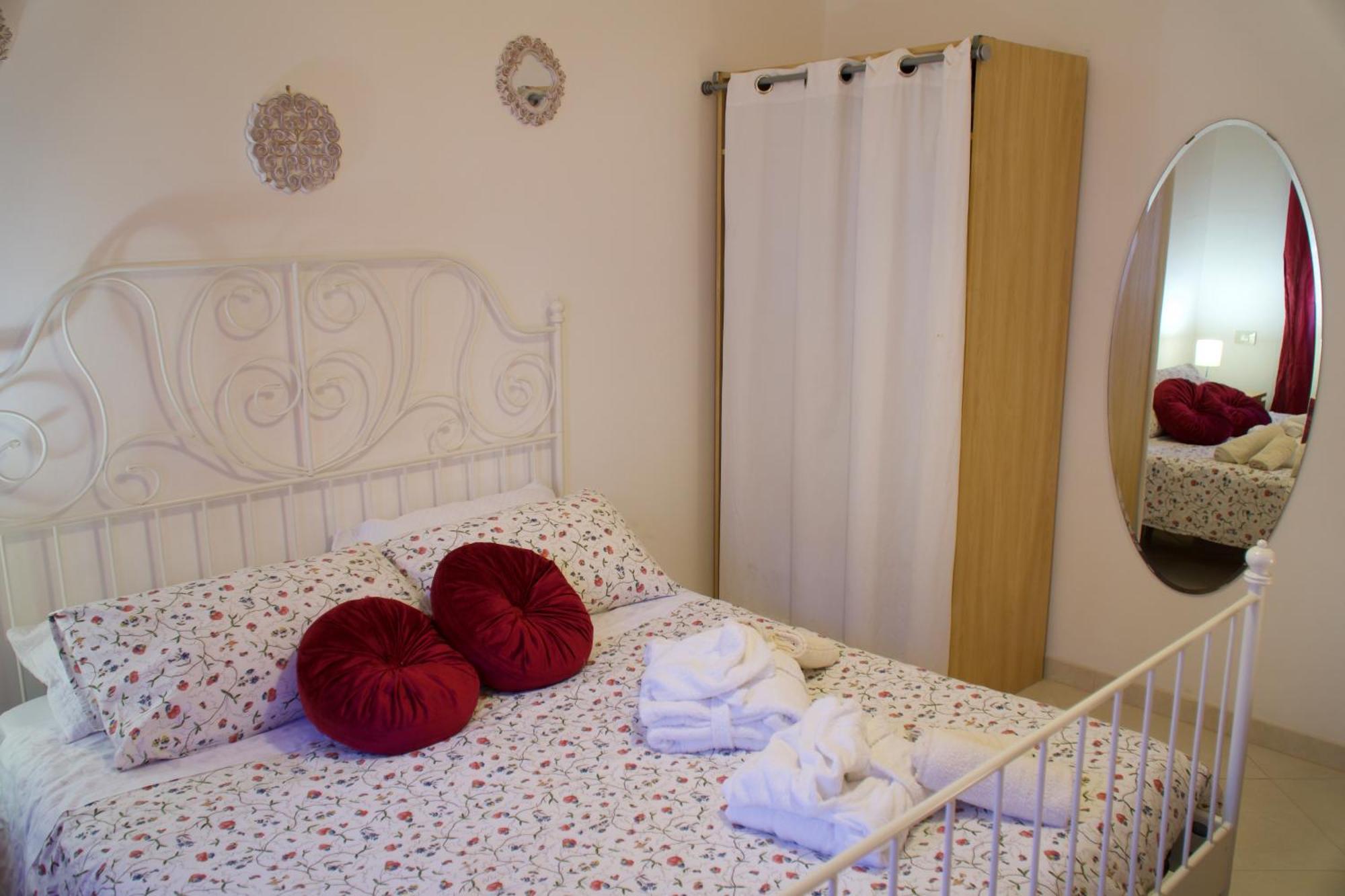 Maison Delle Tartane Apartment *