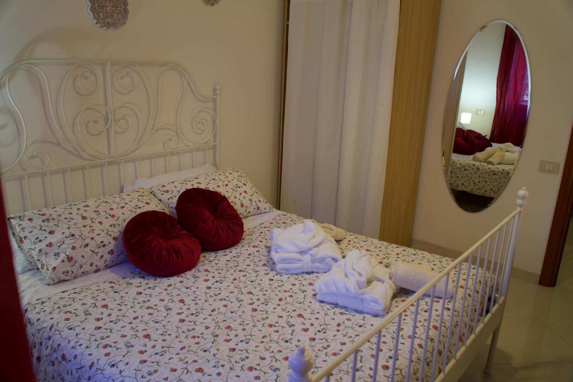 Maison Delle Tartane Apartment *